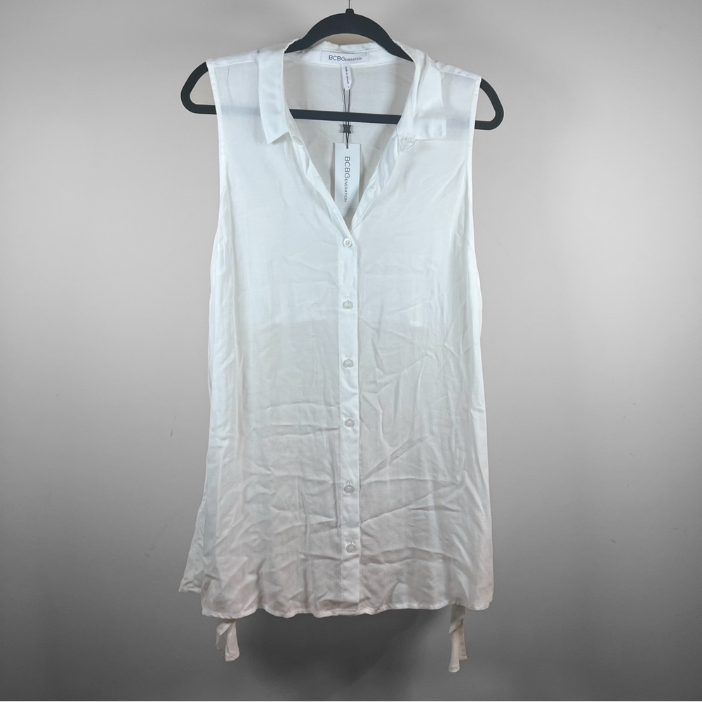 BCBG Sleeveless White Button-Up Top